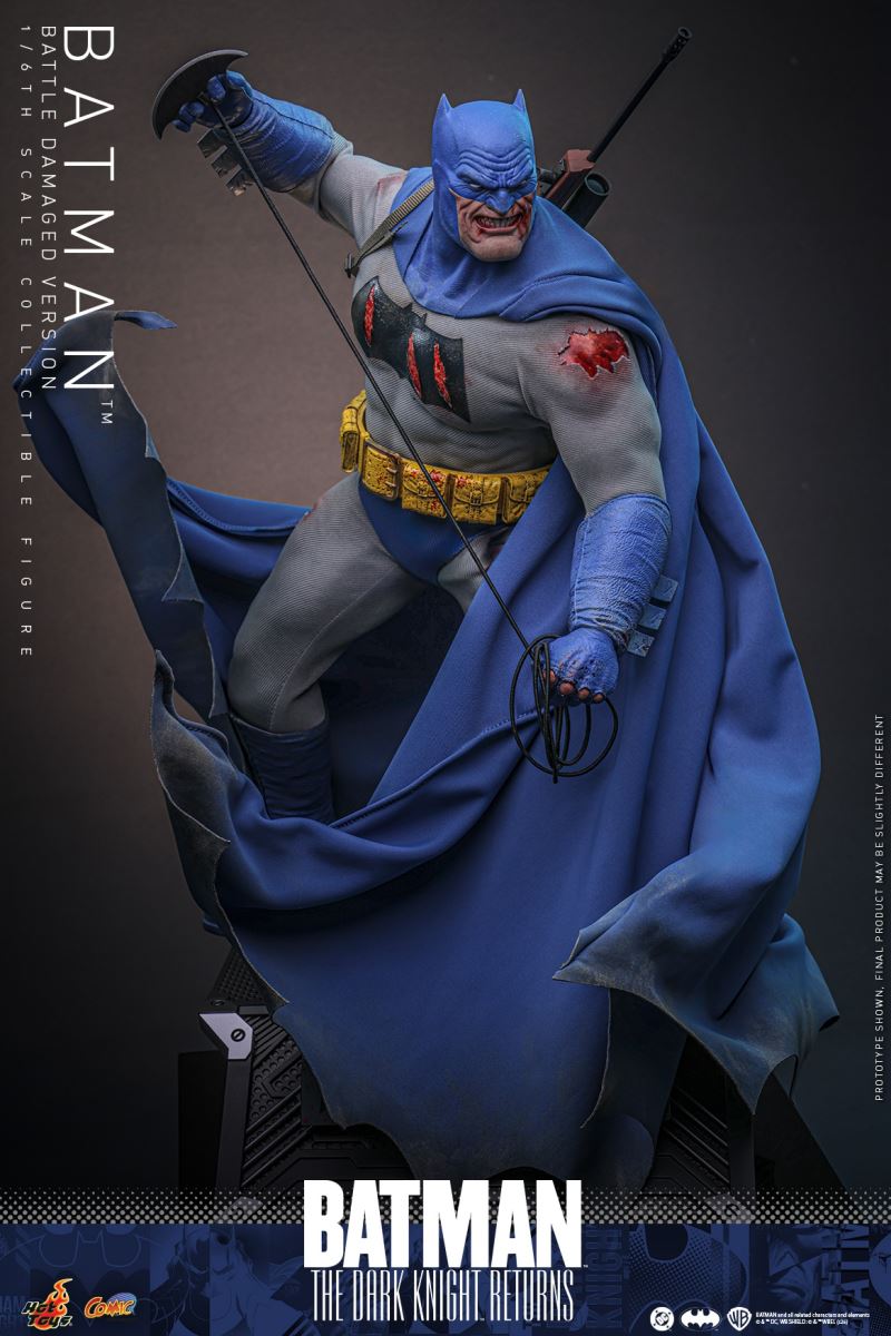 DC Comics Batman: The Dark Knight Returns (Battle Damaged Version) 1/6