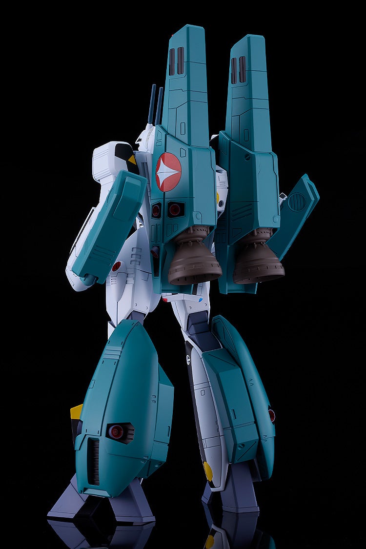 PLAMAX PX19 1/72 VF-1S Super Battroid Valkyrie Roy Focker Special