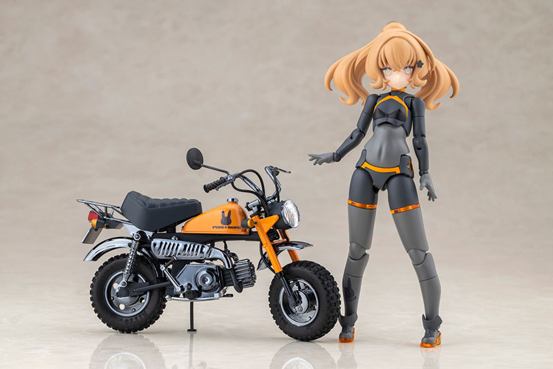 Megami Device PUNI MOFU RACING TU with Honda Z50J-1 Monkey