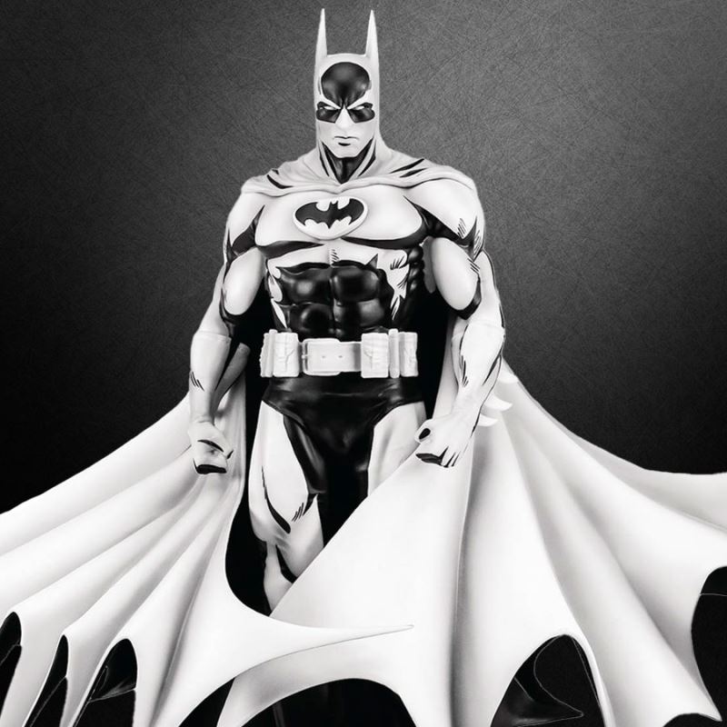 Batman Black & White Version (PX Exclusive)
