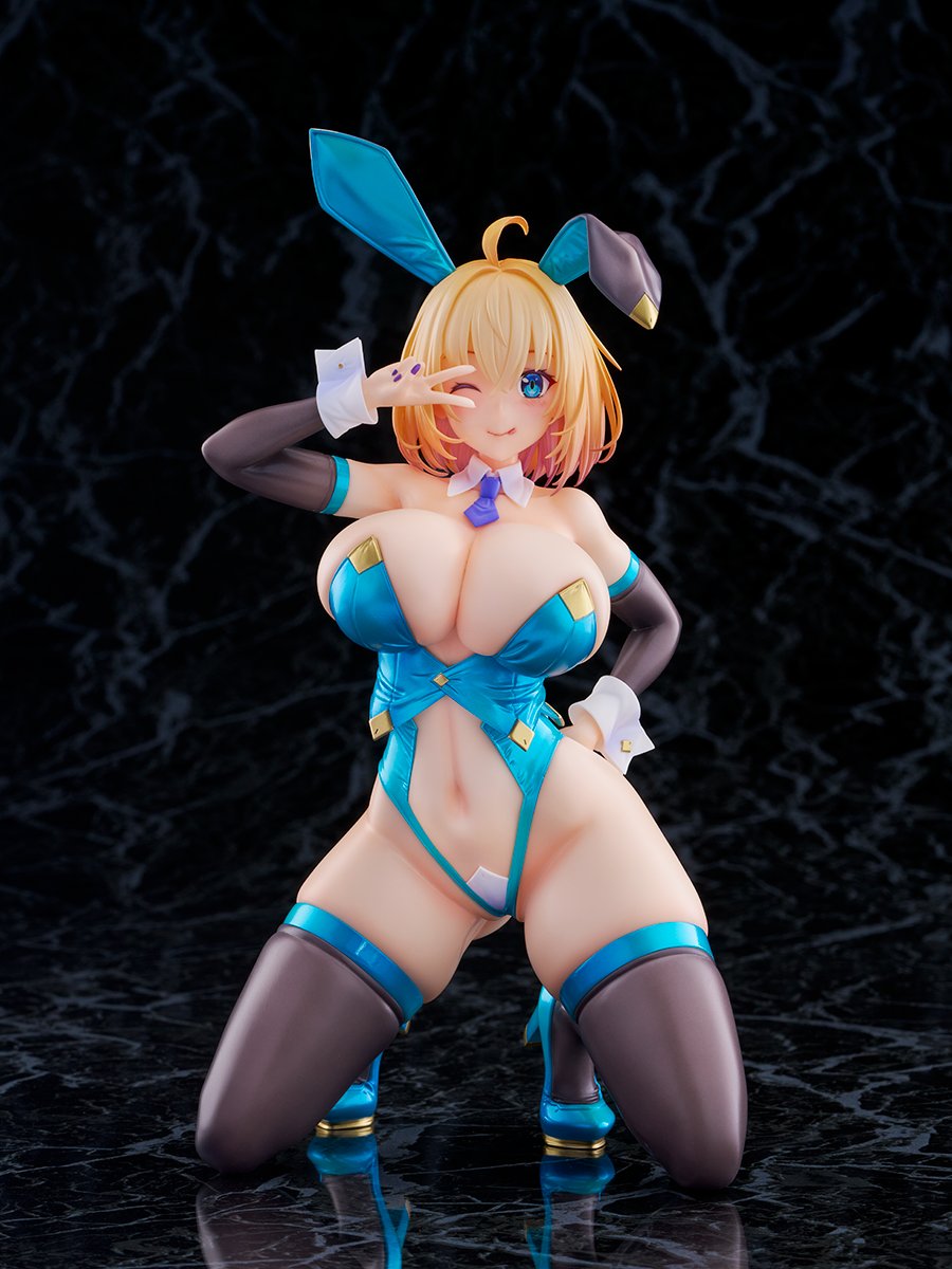 Sophia F. Shirring Blue Bunny ver 1/6