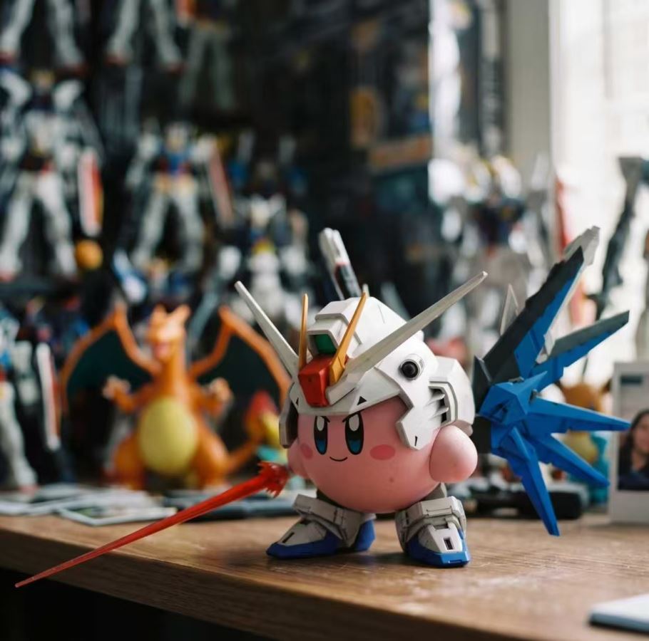 Kirby cos Gundam