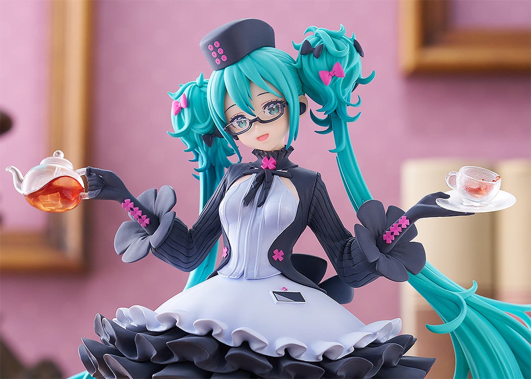 POP UP PARADE Hatsune Miku in glasses and a cafe version