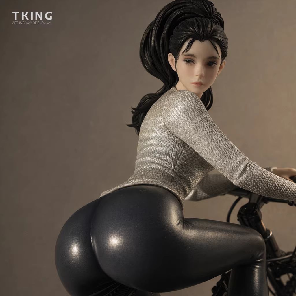 Bicycle Riding Girl 1/6