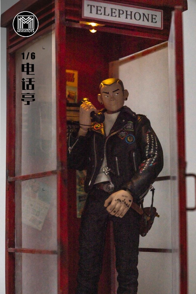 Telephone booth 1/6