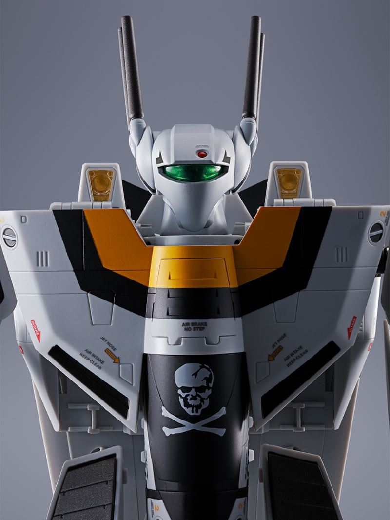 DX Chogokin VF-1S Valkyrie Roy Focker Special Revival Ver