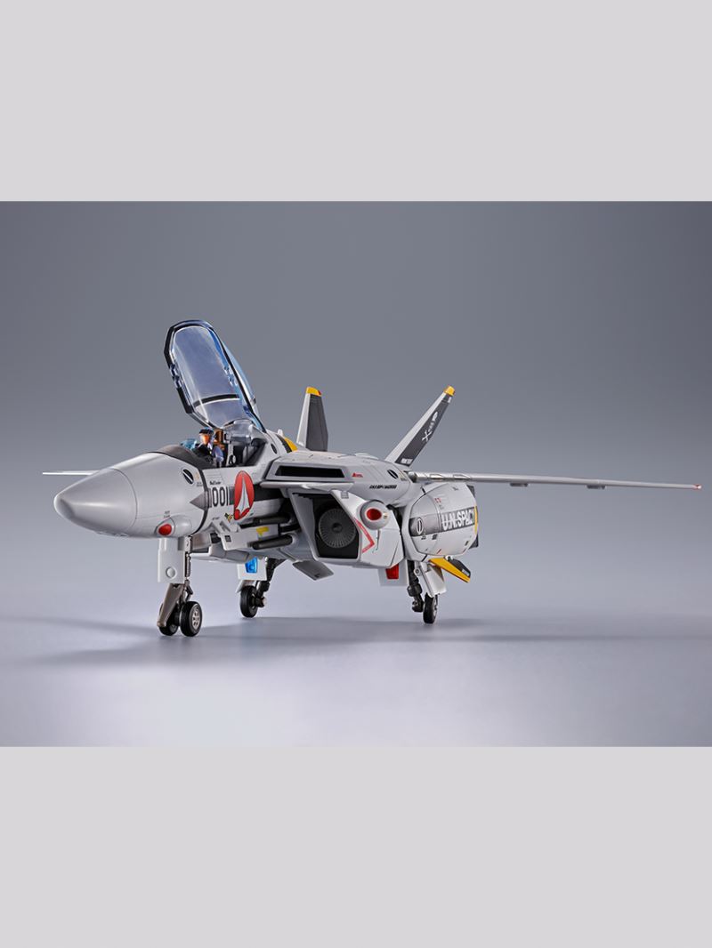 DX Chogokin VF-1S Valkyrie Roy Focker Special Revival Ver