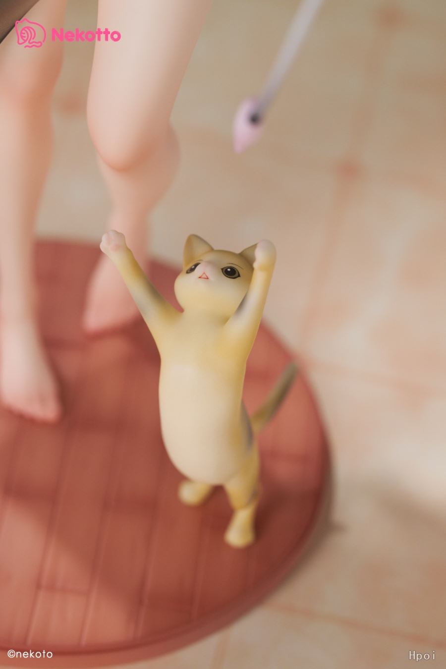 Cat-Playing Girl Kioto 1/6