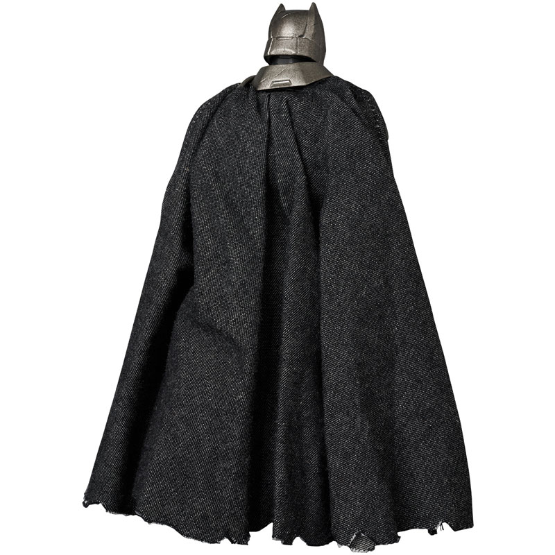 MAFEX No.313 MAFEX ARMORED BATMAN Ver.1.5