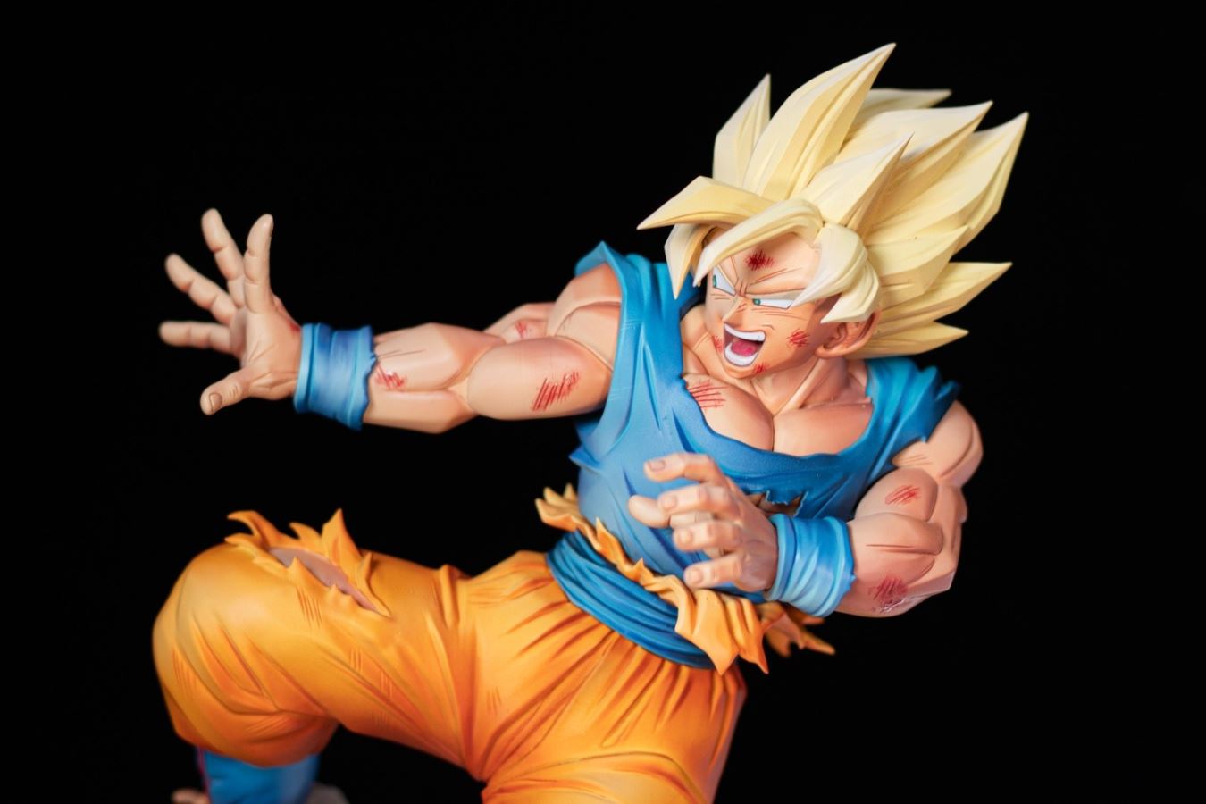 Super Saiyan Goku - Dragon Ball Z