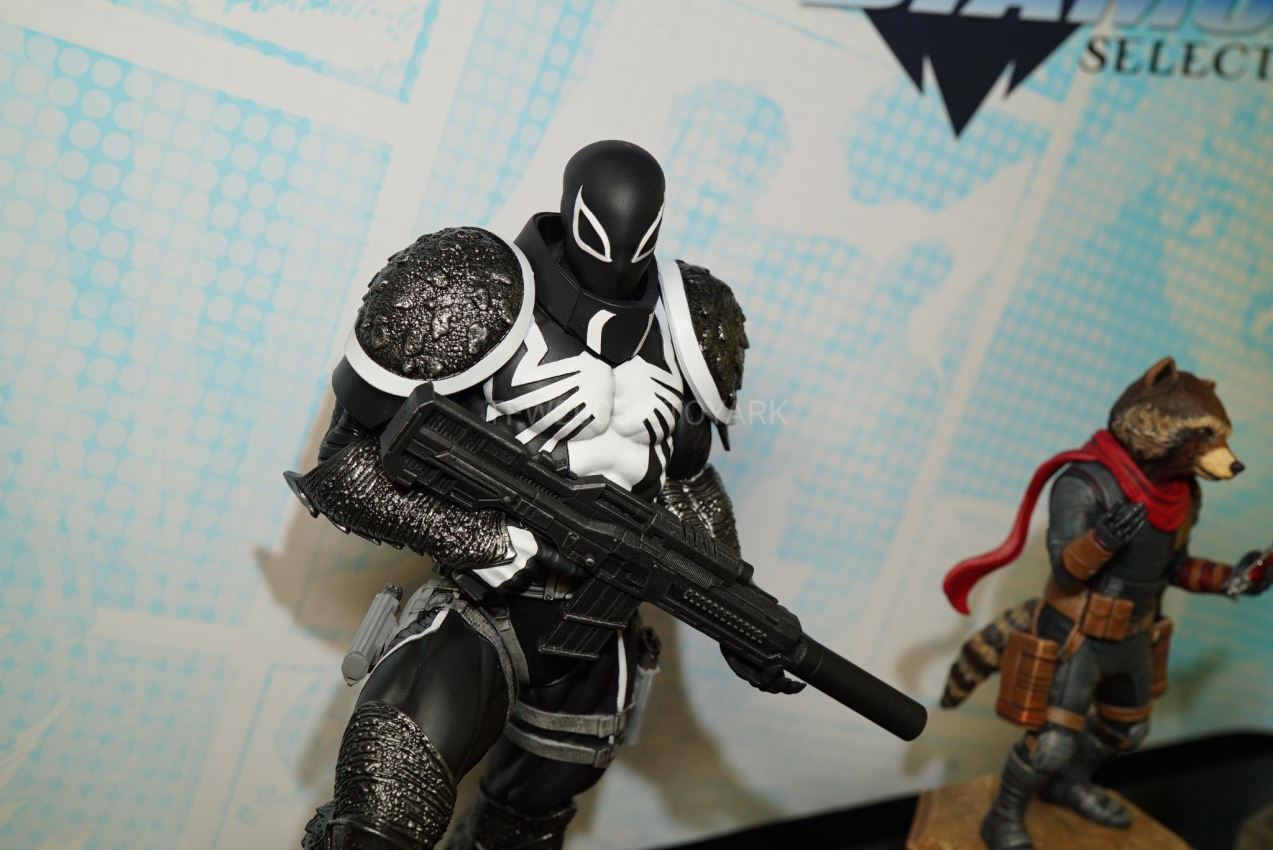 รวมภาพถ่ายงานปั้นค่าย Diamond Select Toys ในงาน Toy Fair 2020