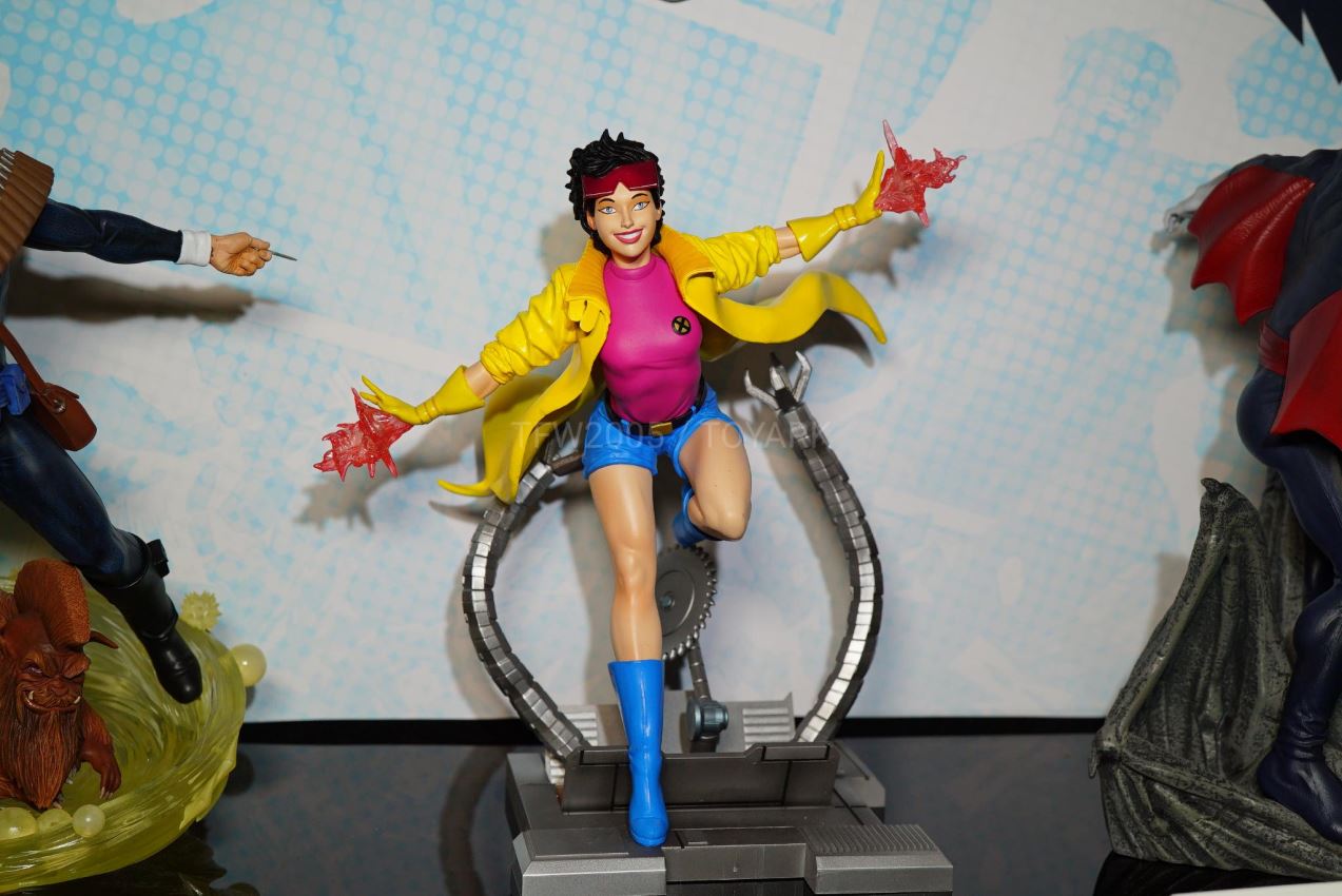 รวมภาพถ่ายงานปั้นค่าย Diamond Select Toys ในงาน Toy Fair 2020