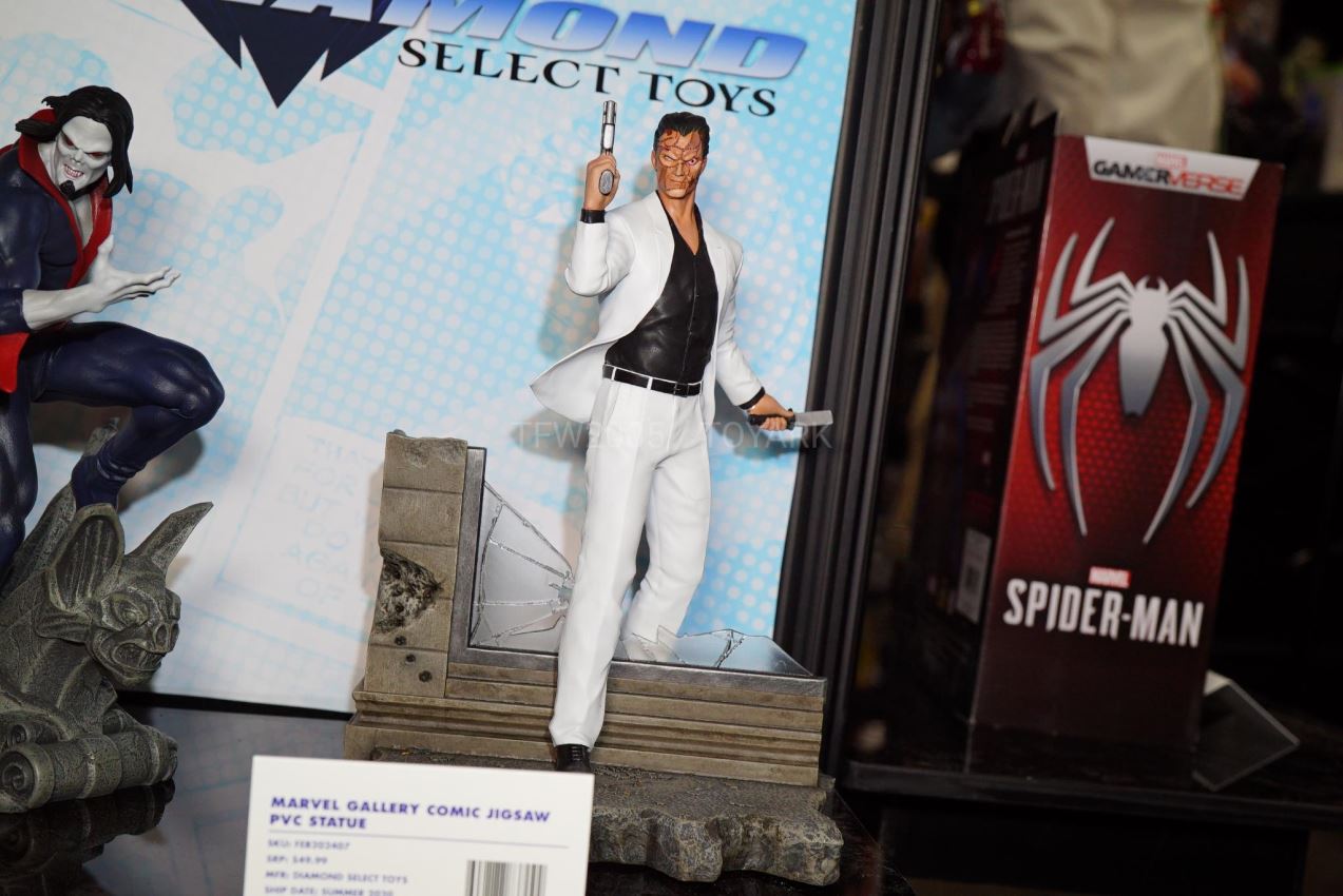 รวมภาพถ่ายงานปั้นค่าย Diamond Select Toys ในงาน Toy Fair 2020