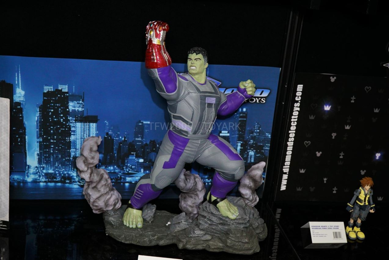 รวมภาพถ่ายงานปั้นค่าย Diamond Select Toys ในงาน Toy Fair 2020