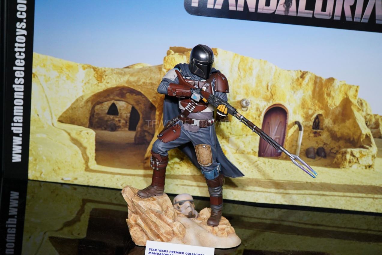 รวมภาพถ่ายงานปั้นค่าย Diamond Select Toys ในงาน Toy Fair 2020