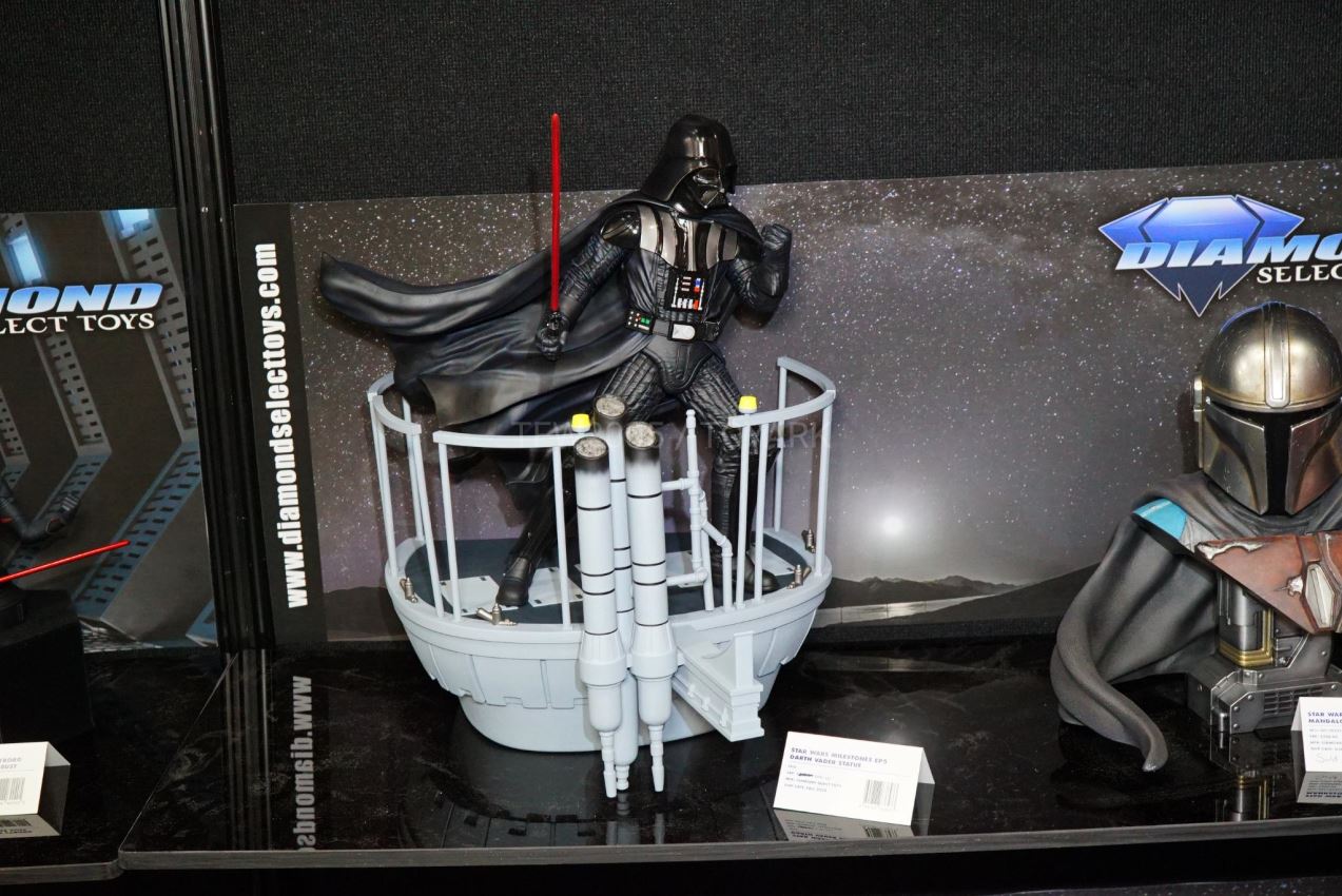 รวมภาพถ่ายงานปั้นค่าย Diamond Select Toys ในงาน Toy Fair 2020