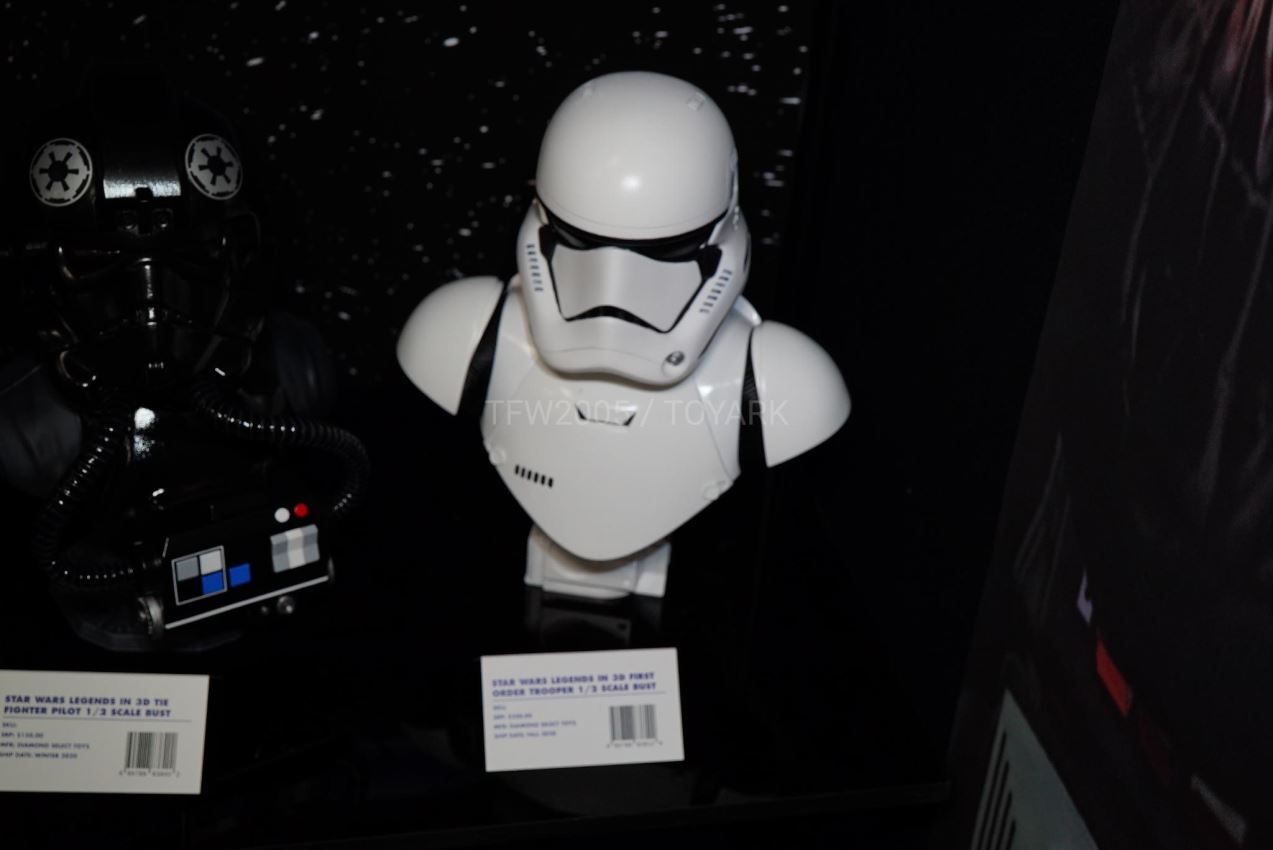 รวมภาพถ่ายงานปั้นค่าย Diamond Select Toys ในงาน Toy Fair 2020