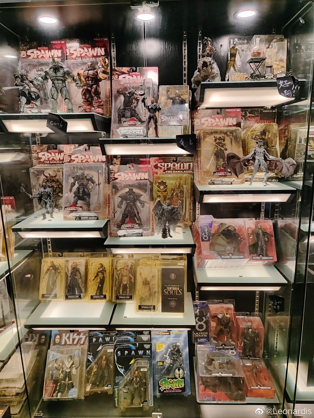 แชร์ภาพถ่าย พิพิธภัณฑ์ของเล่น Black Metal Black Gold