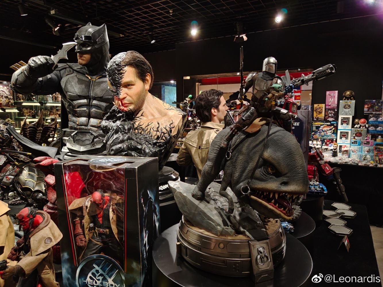 แชร์ภาพถ่าย พิพิธภัณฑ์ของเล่น Black Metal Black Gold