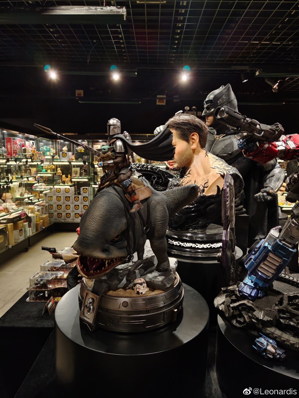 แชร์ภาพถ่าย พิพิธภัณฑ์ของเล่น Black Metal Black Gold