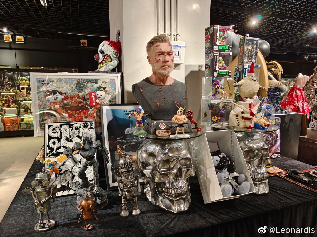 แชร์ภาพถ่าย พิพิธภัณฑ์ของเล่น Black Metal Black Gold