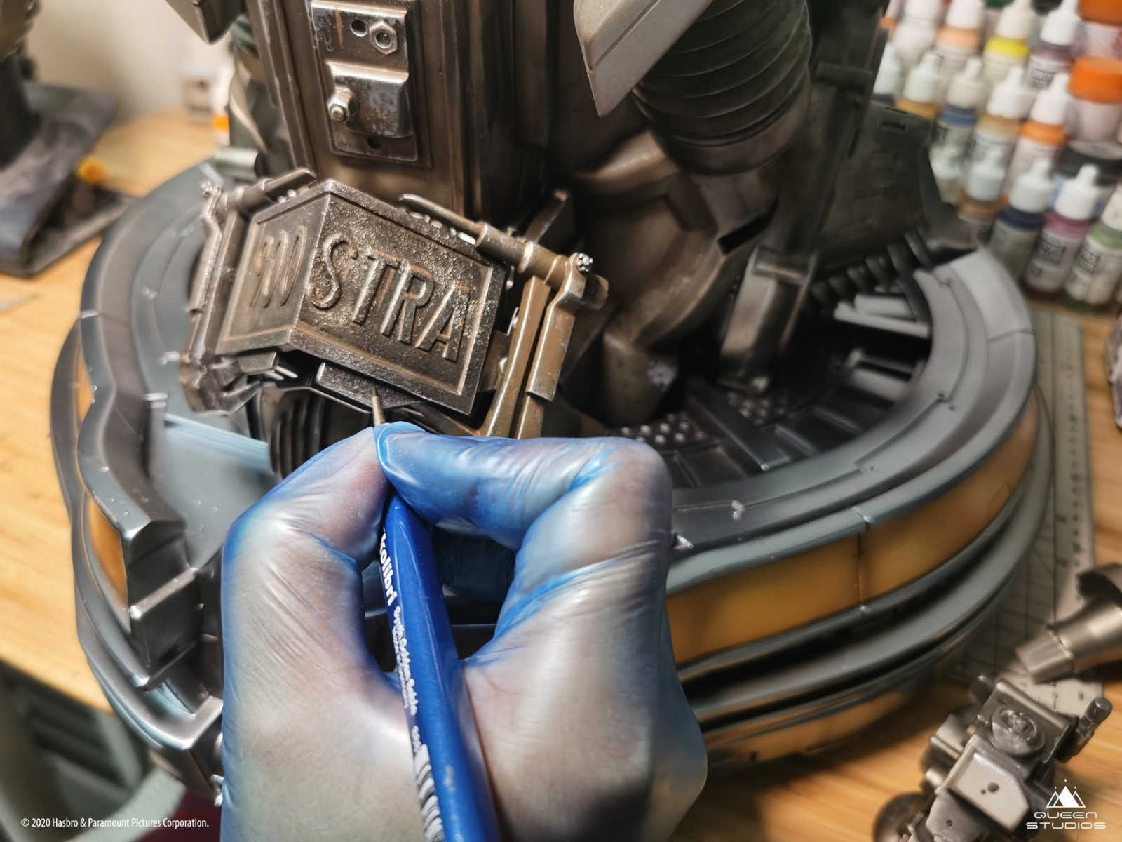 Queen Studios ปล่อยทีเซอร์งานบัสจากซีรีส์ Transformers