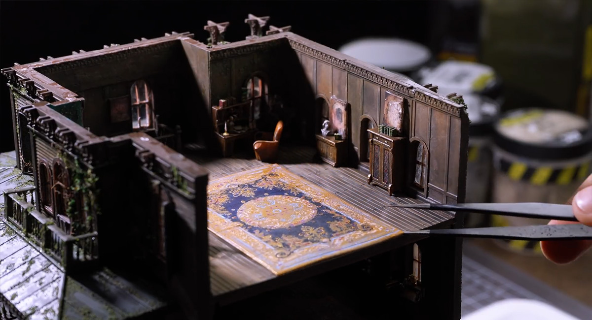 ชมขั้นตอนการสร้างไดโอรามาสวย ๆ Two-Headed Scorpion Guards an old palace