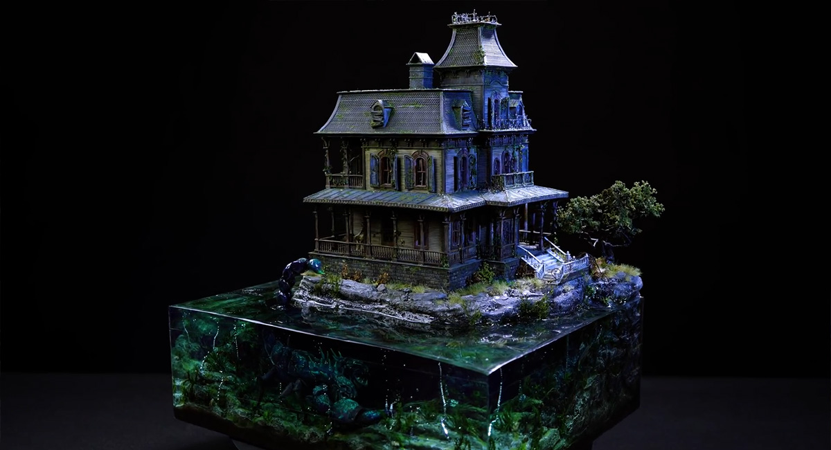 ชมขั้นตอนการสร้างไดโอรามาสวย ๆ Two-Headed Scorpion Guards an old palace