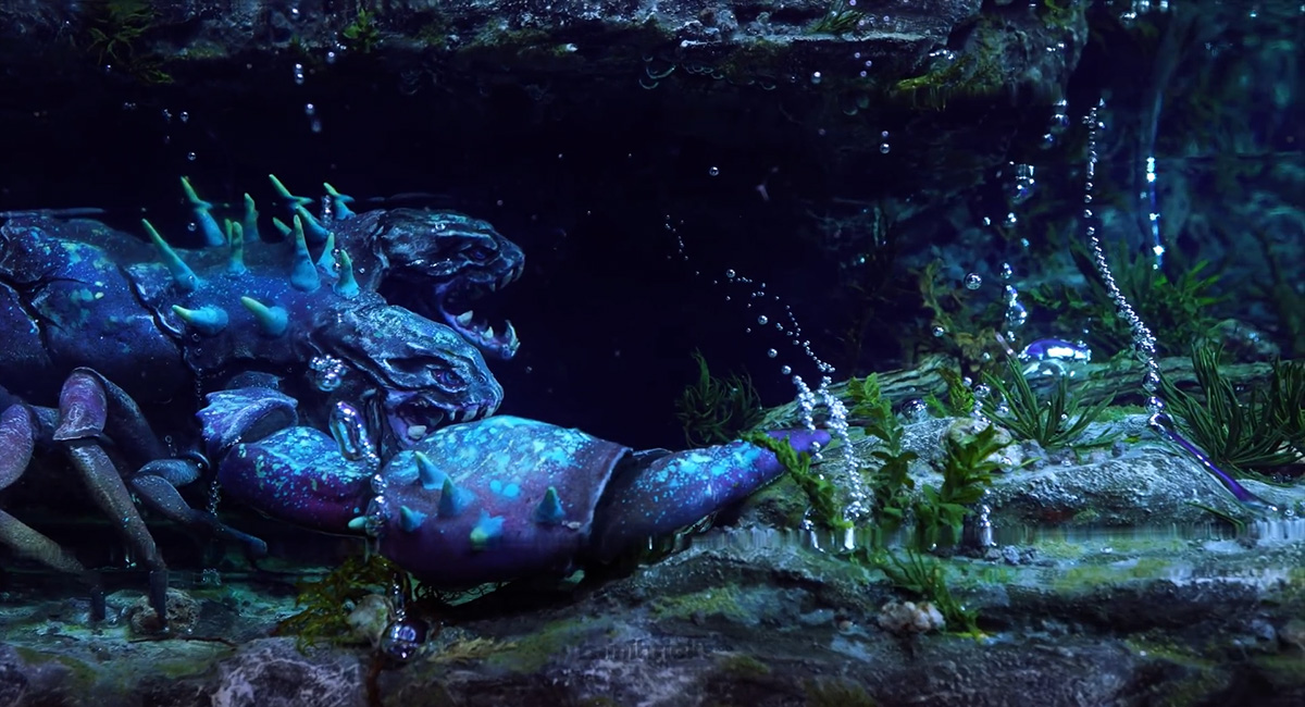 ชมขั้นตอนการสร้างไดโอรามาสวย ๆ Two-Headed Scorpion Guards an old palace