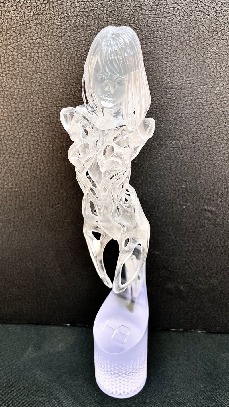 สวยล้ำไปอีกแบบ กับงาน GK หุ่น Android HB01 Transparent Ver