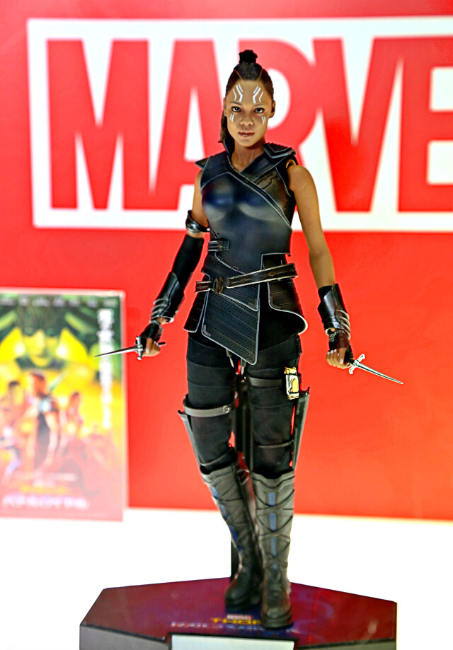 ชมภาพถ่ายฟิกเกอร์ฮีโร่ Marvel จากบูธ Hot Toys ในงาน Tokyo Comic Con 2019