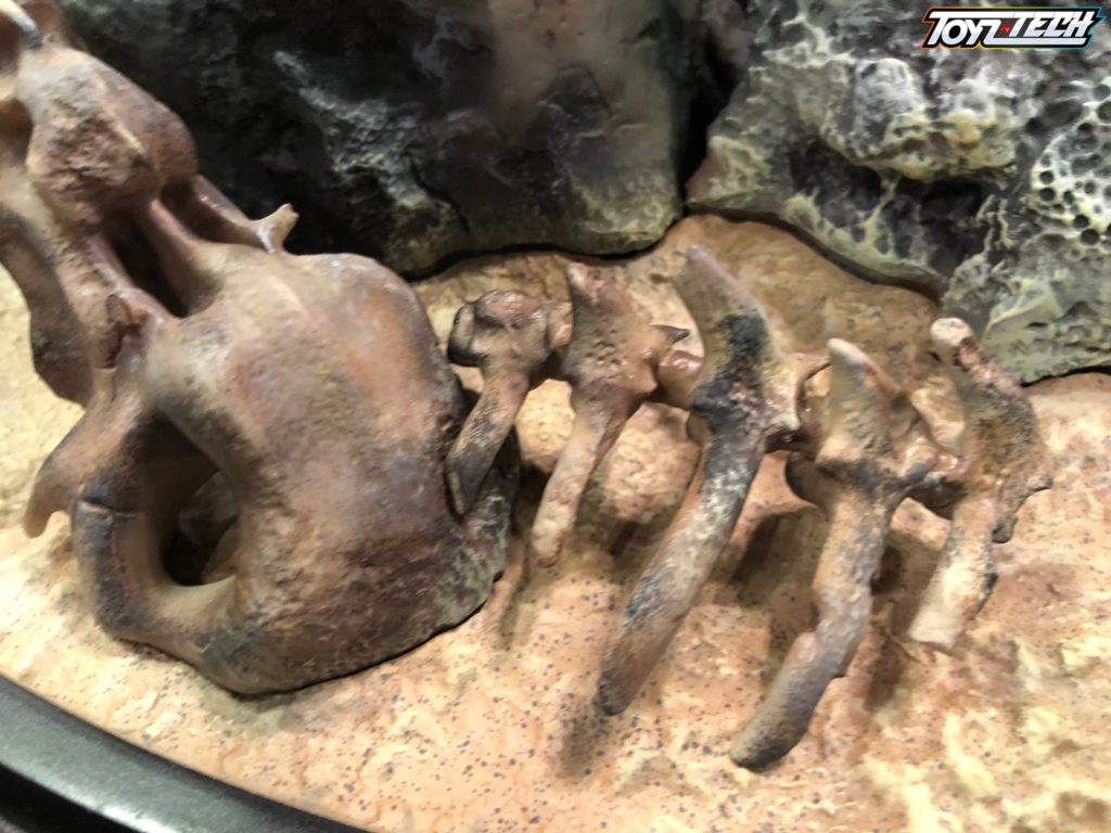 โหดจริง! กับ Zombie Shark งานปั้นออริจินัลของค่าย Queen Studios