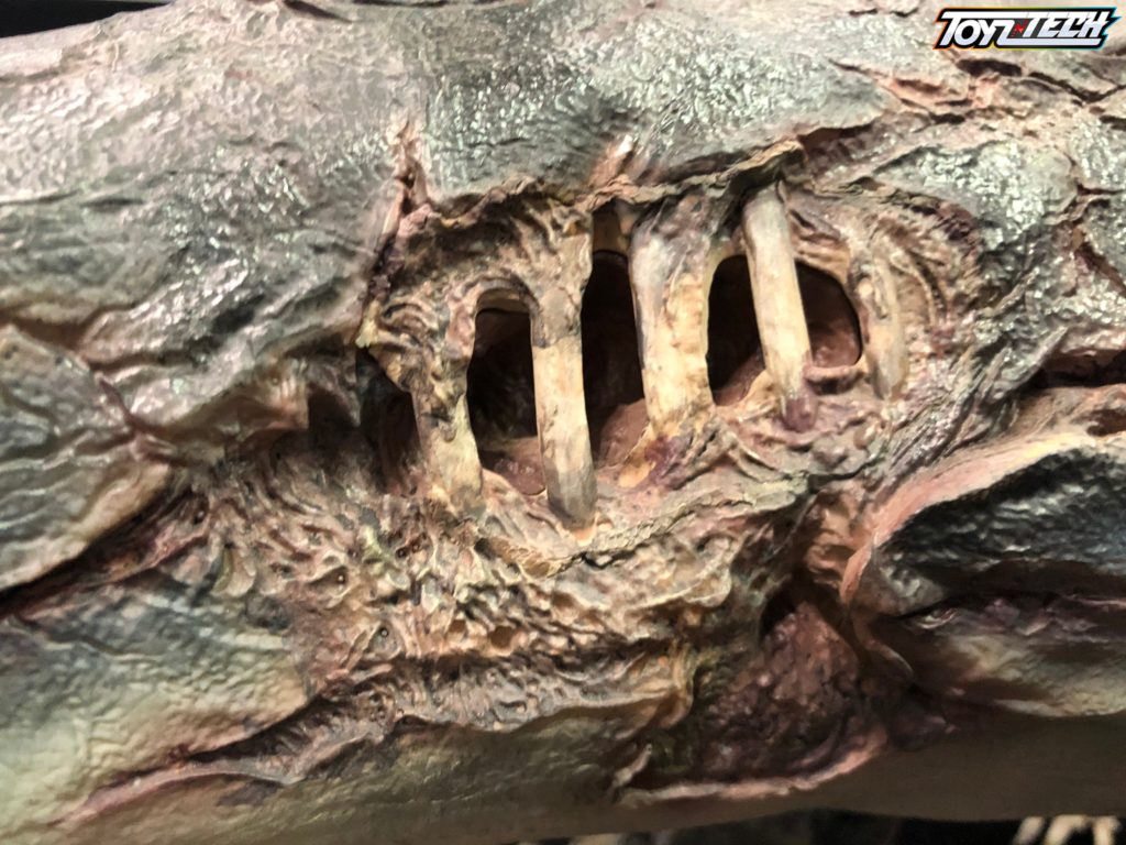 โหดจริง! กับ Zombie Shark งานปั้นออริจินัลของค่าย Queen Studios