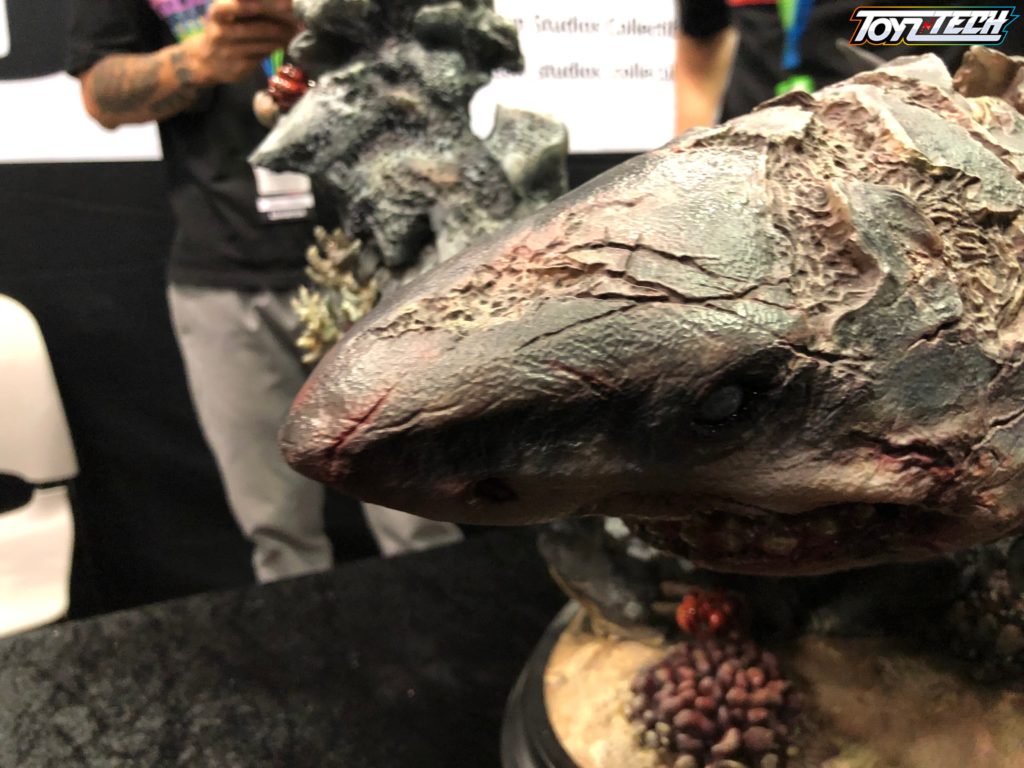 โหดจริง! กับ Zombie Shark งานปั้นออริจินัลของค่าย Queen Studios