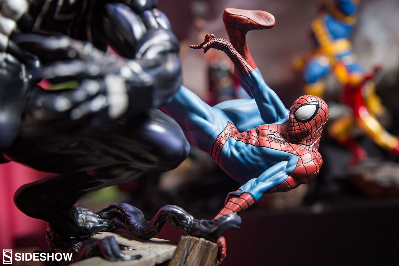 ชมงานปั้นของ Marvel และ DC ค่าย SideShow ภายในงาน New York Con 2020