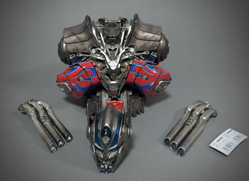 งานบัสงามสุดขั้วของ Optimus Prime Damage Ver. จาก Prime1Studio
