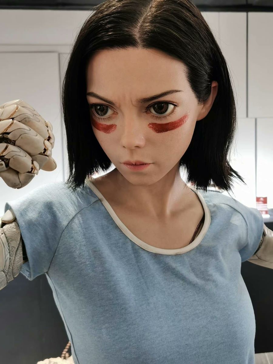 ชมภาพถ่ายงานปั้นจากอีเวท์ Queen Studios 2022