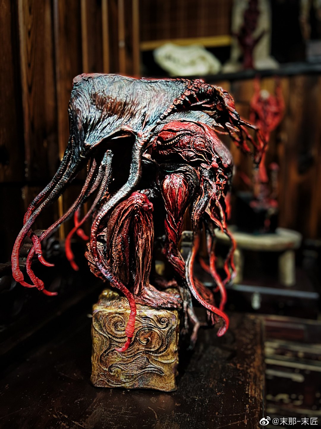 โยเนยามะ ไคสุเกะ กับงานปั้นสไตล์ครีเอเจอร์ที่จัดประมูลขึ้นเป็นพิเศษ