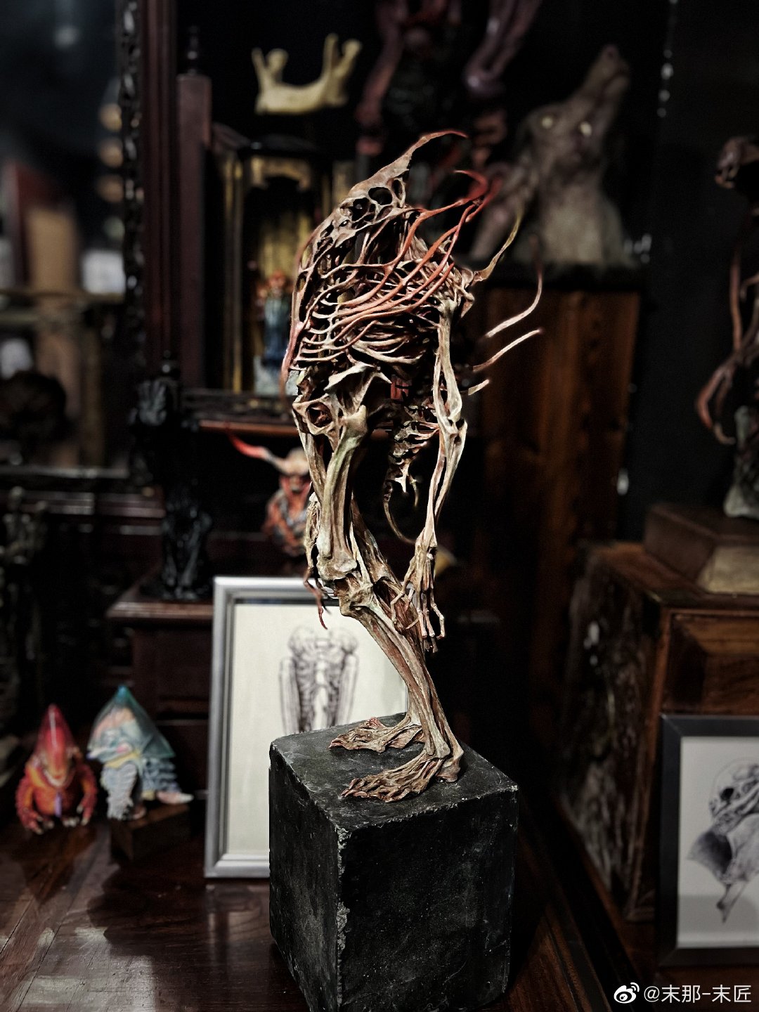 โยเนยามะ ไคสุเกะ กับงานปั้นสไตล์ครีเอเจอร์ที่จัดประมูลขึ้นเป็นพิเศษ