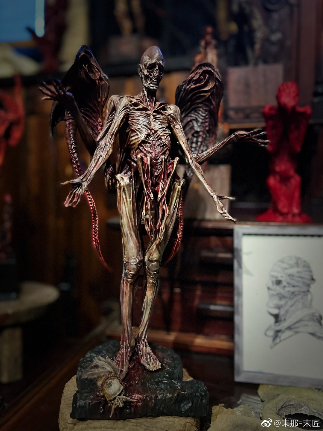 โยเนยามะ ไคสุเกะ กับงานปั้นสไตล์ครีเอเจอร์ที่จัดประมูลขึ้นเป็นพิเศษ