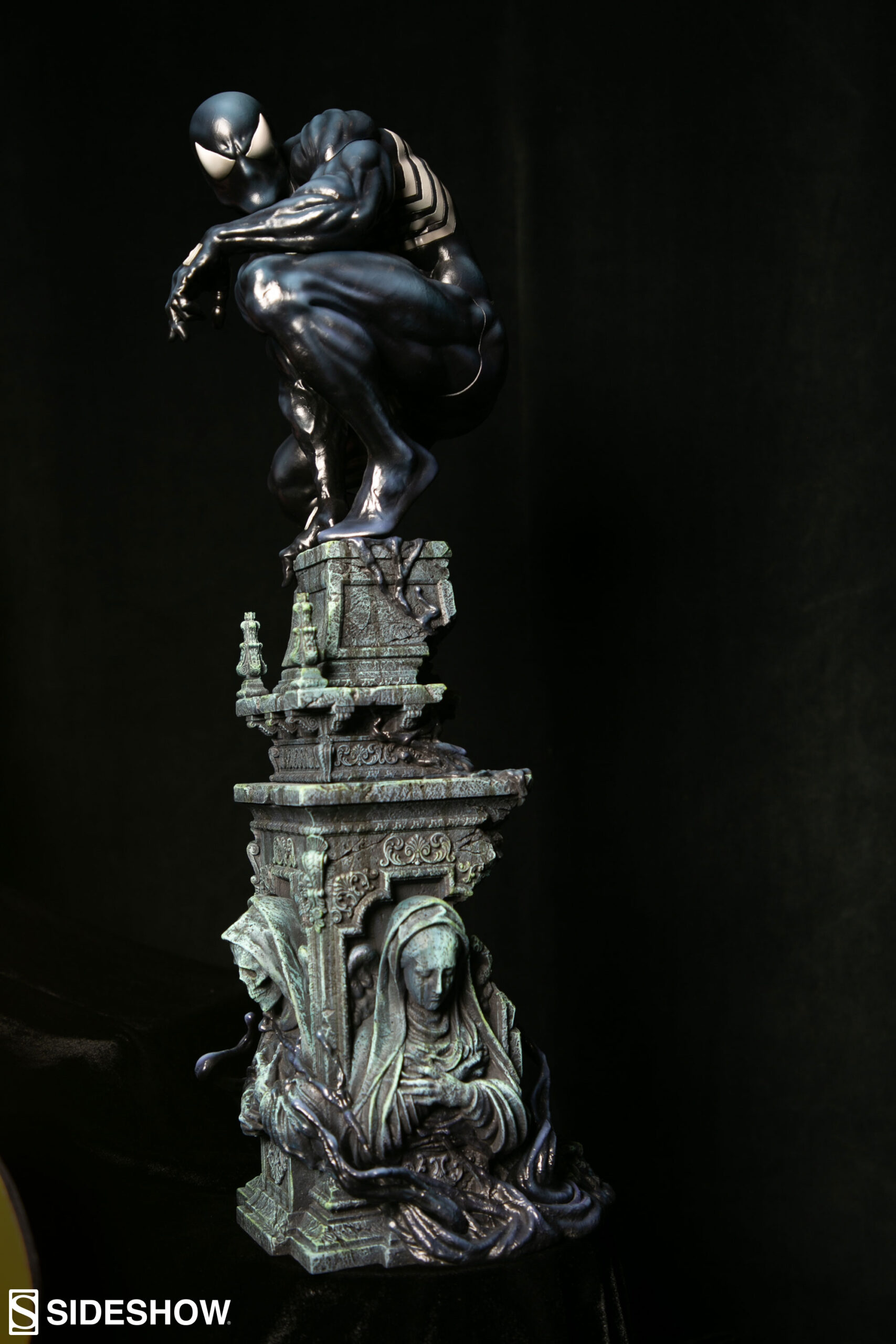 เผยภาพถ่ายสินค้าจริง Symbiote Spider-Man จากงาน Comic-Con